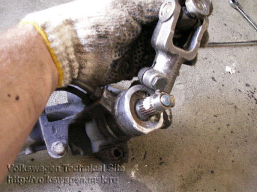 фотоотчет по ремонту рулевой рейки фольксваген т4