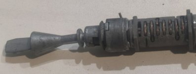 Jetta_V_Lock_cylinder_001.jpg