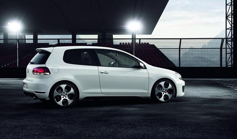 volkswagen-golf-gti_800x0w.jpg