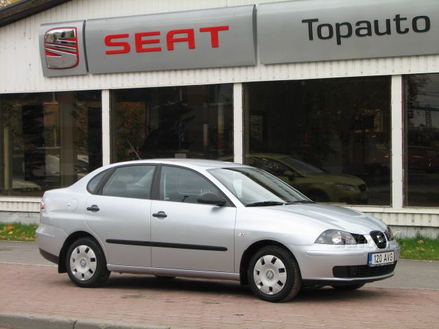 12320049.jpg