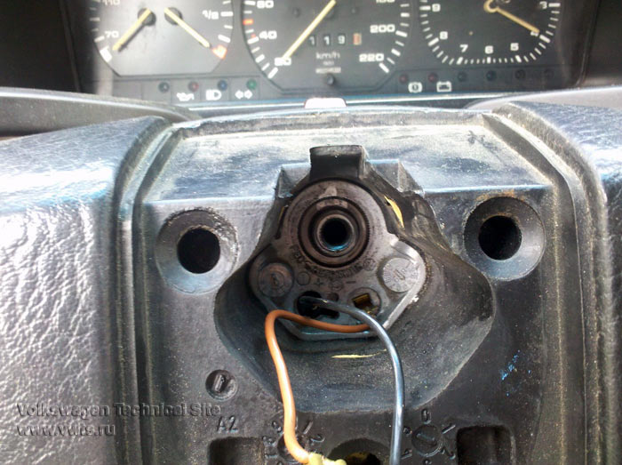 Снятие рулевого вала на VW Passat B3/B4 