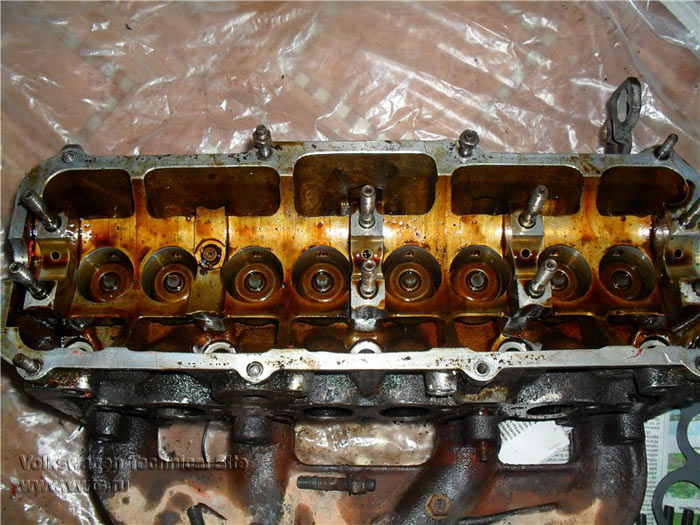 Ремонт головки блока цилиндров на VW Passat B3