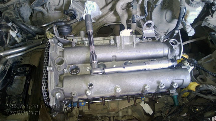 Замена цепи на двигателе BKG 1.4 FSI на VW Golf 5