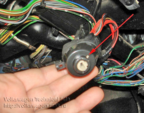 «Исправление контактного узла замка зажигания в Volkswagen Passat и замена контактной группы в VW Passat B3 B4»