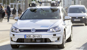 VW e-Golf с системой автопилотирования